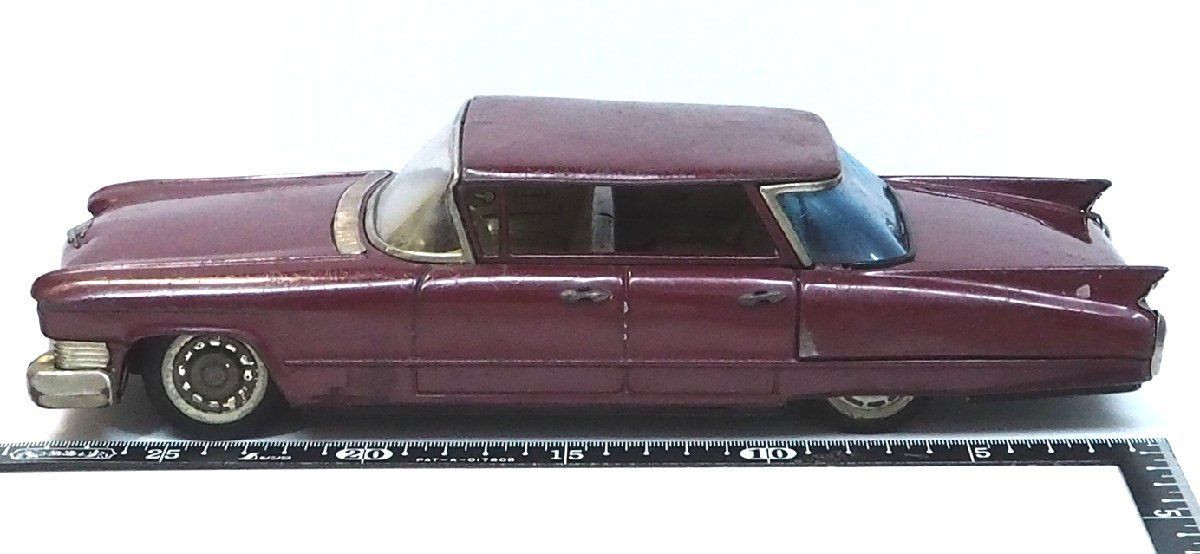 萬代屋【60s CADILLAC Sedan キャデラック セダン 大サイズ赤茶