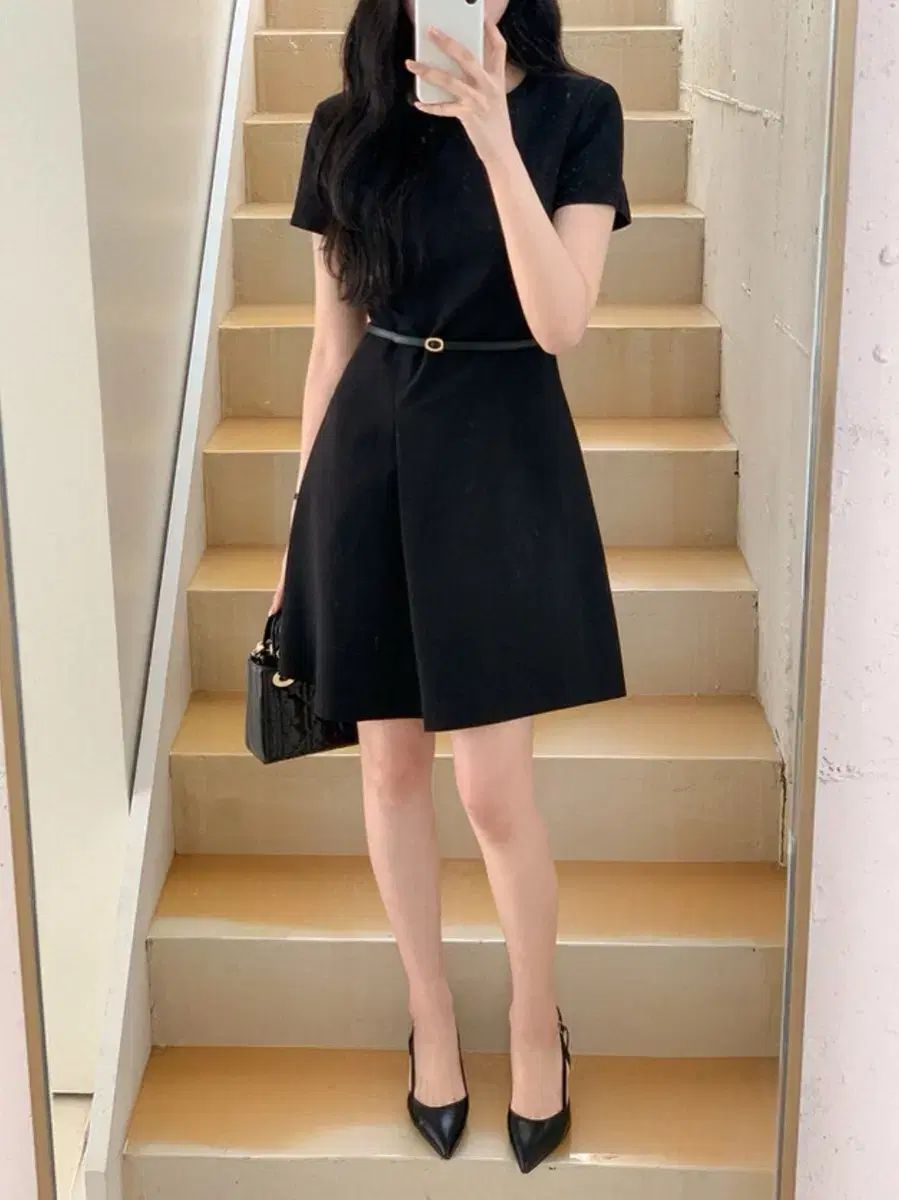 reine レンヌ クラシックタックワンピース