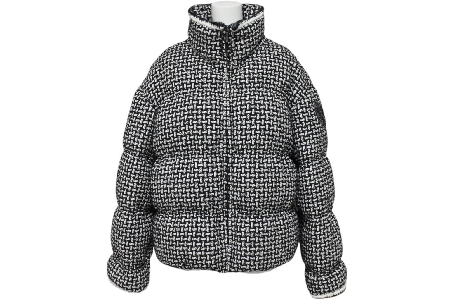 【極上美品】CHANEL シャネル ダウンジャケット シルバー org.jpg