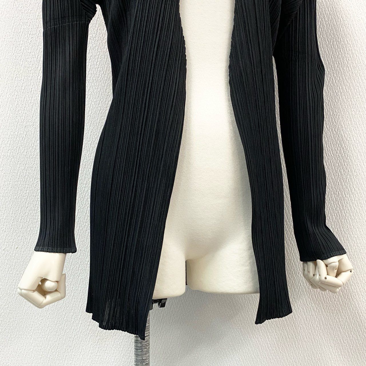 イッセイミヤケ PLEATS PLEASEブラックカーディガン サイズ3 ISSEY