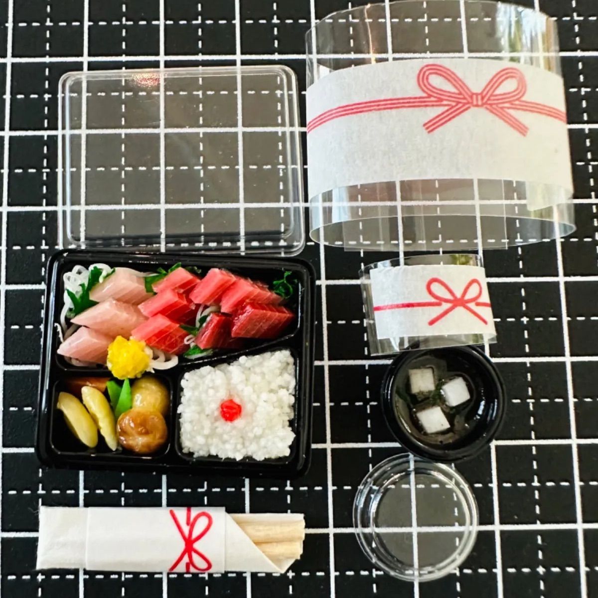 ミニチュアフード⭐️仕出し弁当⭐️お刺身弁当⭐️ドールハウス⭐️リカちゃん⭐️シルバニア⭐️食品サンプル⭐️ - メルカリ