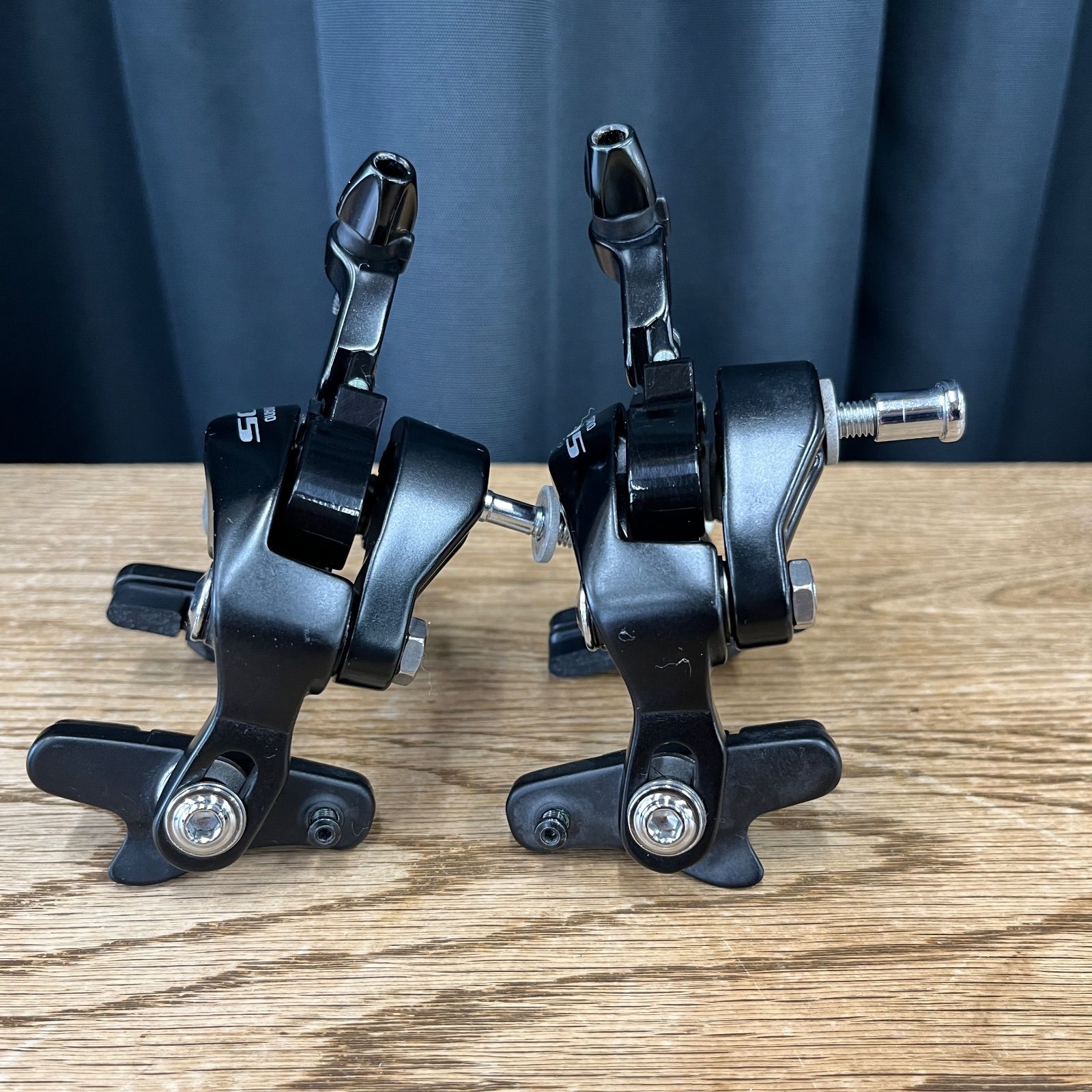 美品】 SHIMANO シマノ 105 リムブレーキ ブレーキキャリパー 前後 