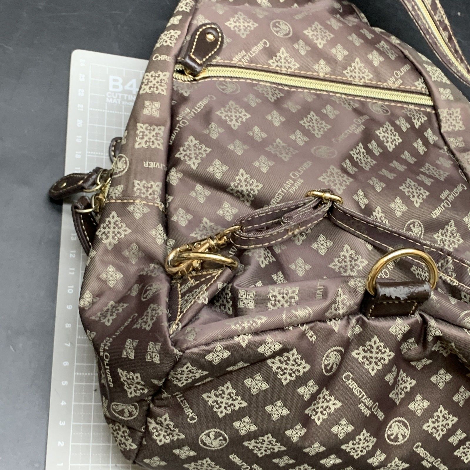 クリスチャンオリビエ ボディバッグ