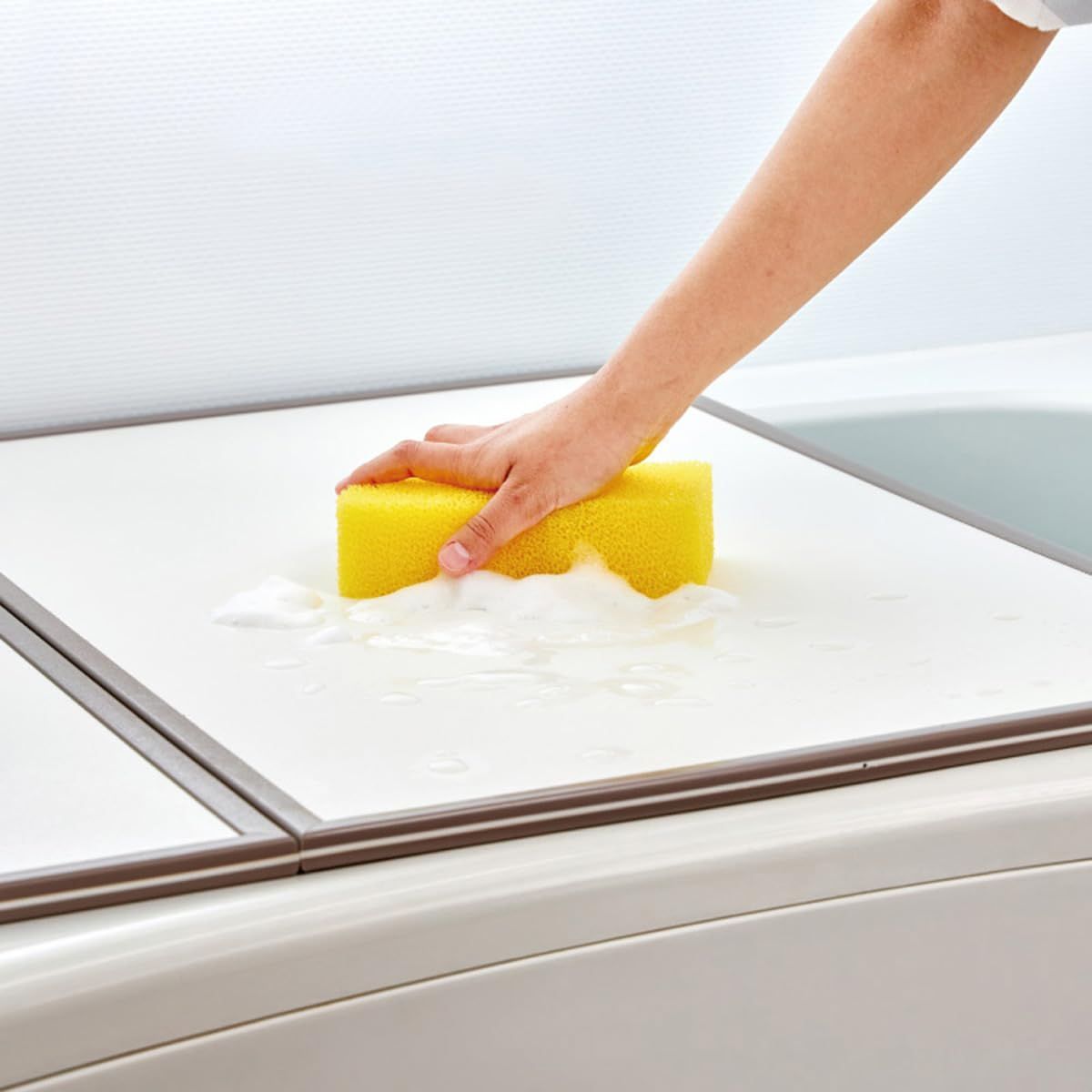 Belca ベルカ 風呂ふた お手入れ簡単 フラット形状 風呂ふた 幅73×長さ108cm 2枚組 ホワイト ABS樹脂製 軽量 防カビ UV加工 MS-KL11-2W