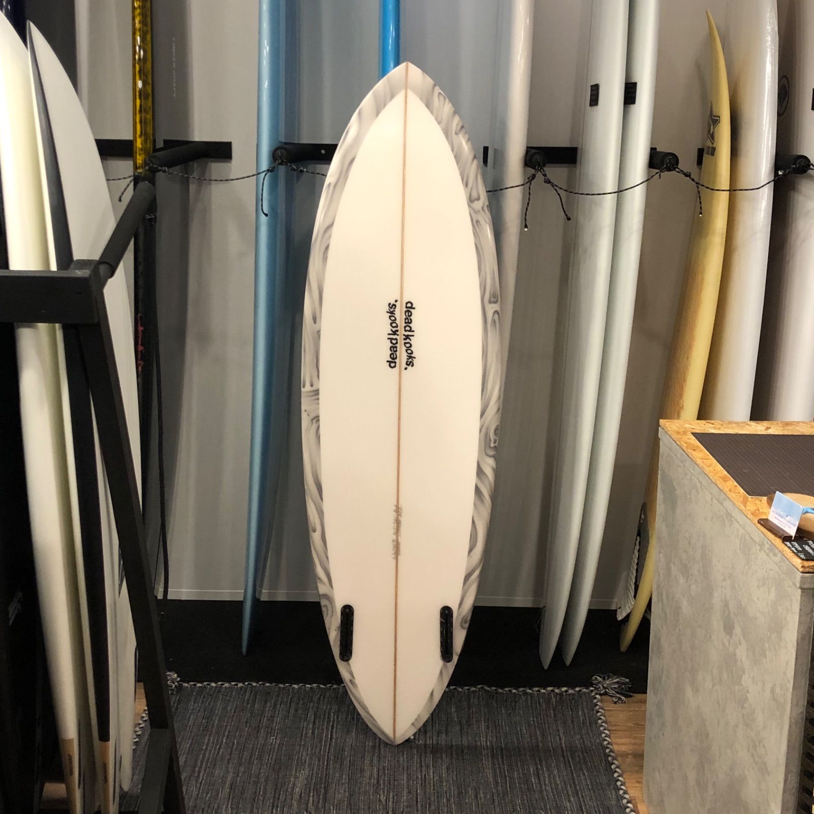 デッドクークス DeadKooks HELLCAT 5'8 ヘルキャット Limited Edition】HELLCAT5'11×19 7/8x2 9/16Abstract | Dead