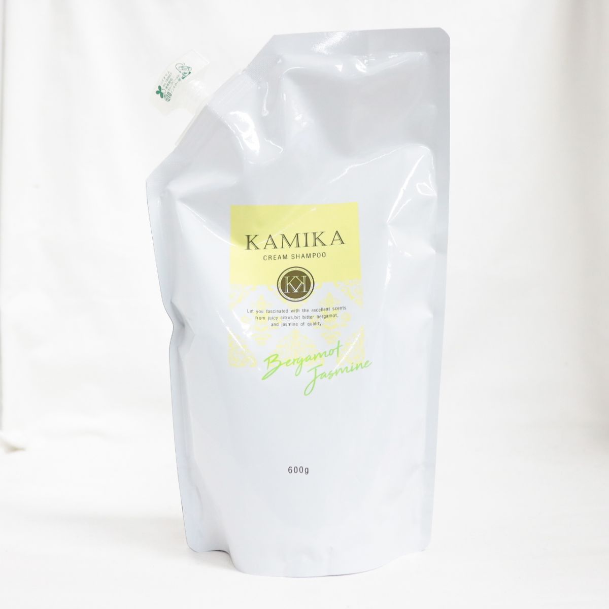 KAMIKA オールインワンクリームシャンプー-BJ 600g✖️2個 KAMIKA オールインワンクリームシャンプー 600g×2個ボトル1個