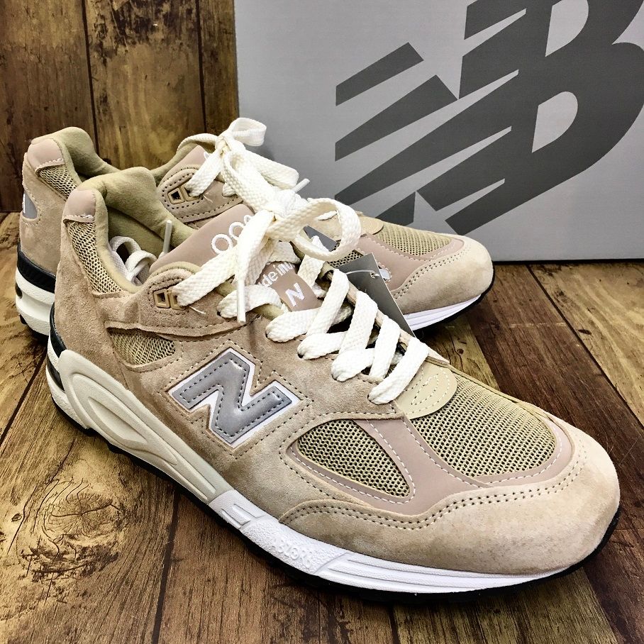 NEW BALANCE × KITH M990V2 