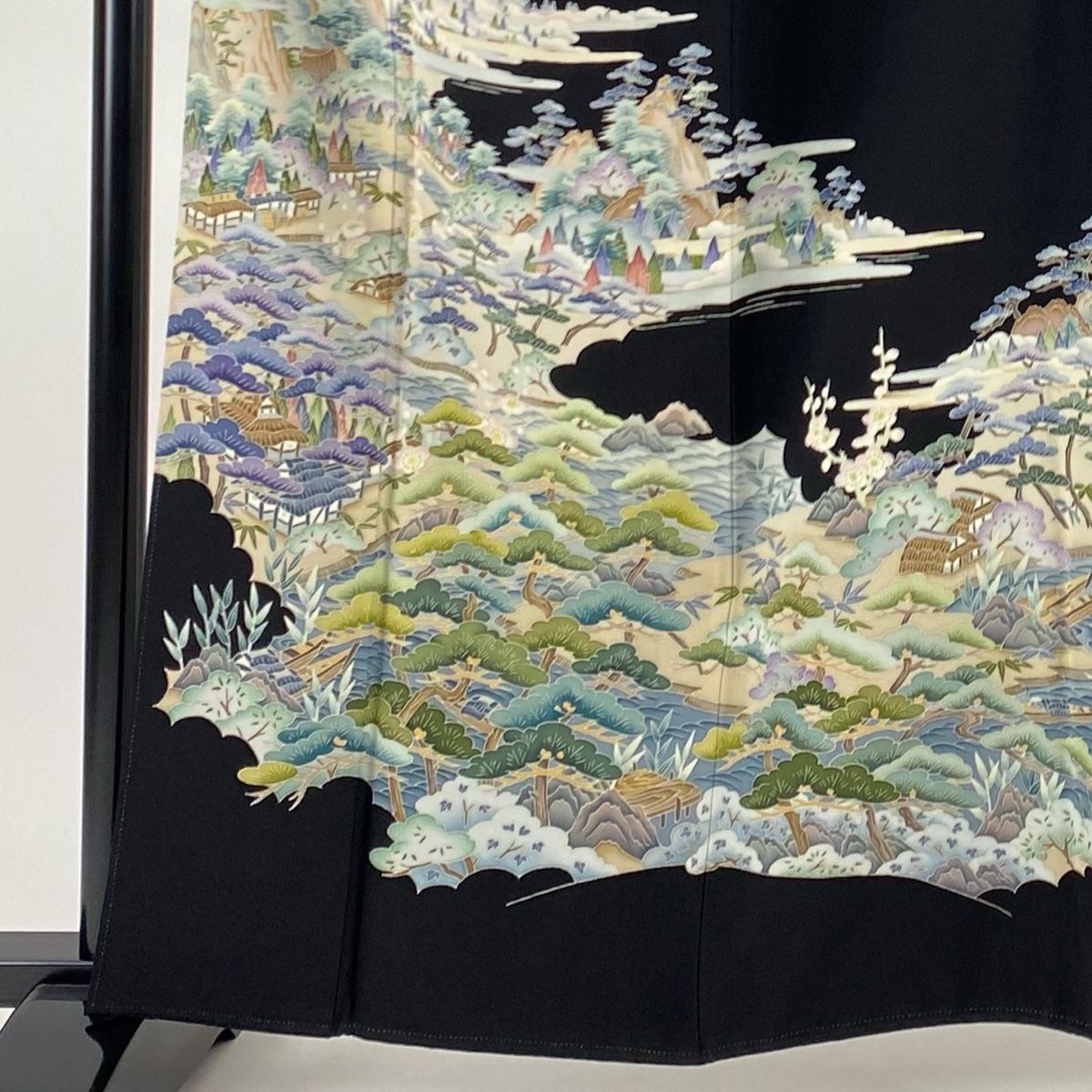 黒留袖 身丈161.5cm 裄丈67cm M 袷 寺西一紘 加賀友禅 鈴乃屋 落款 