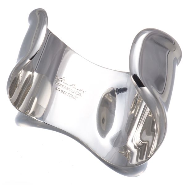 ティファニー　ボーンカフ　バングルメタリック　シルバー右腕　ブレスレット　メタル ティファニー ブレスレット ボーンカフ スモール 右手用 バングル