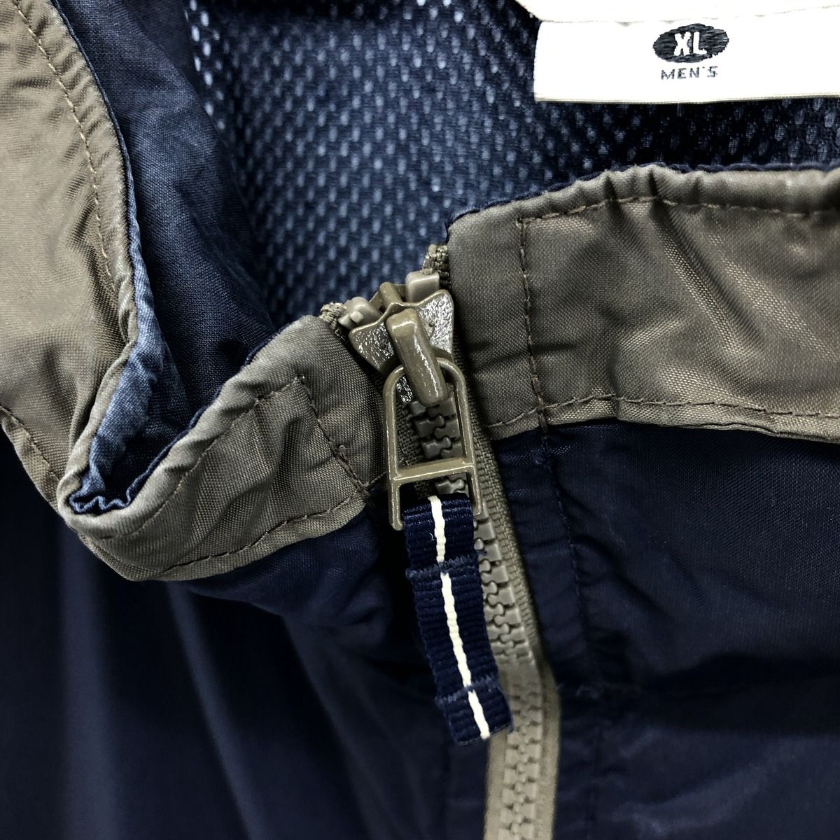古着 00年代 コロンビア Columbia ナイロンパーカー メンズXL