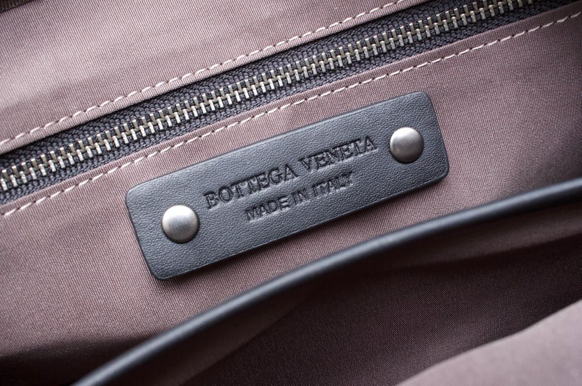 Bottega Veneta ボッテガ ヴェネタ ショルダーバッグ メンズ