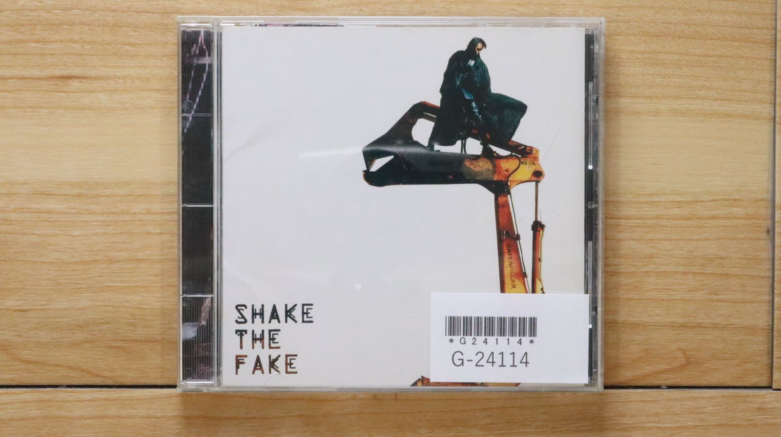 Amazon.co.jp: SHAKE THE FAKE - 氷室京介: ミュージック