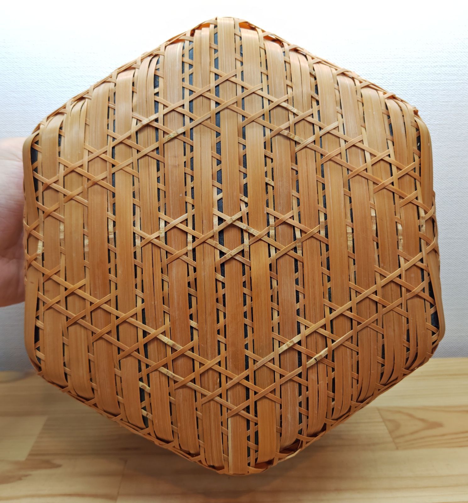 逢絢亭】茶道具 水屋道具 炭斗 手付 底六角 風炉用 石田竹