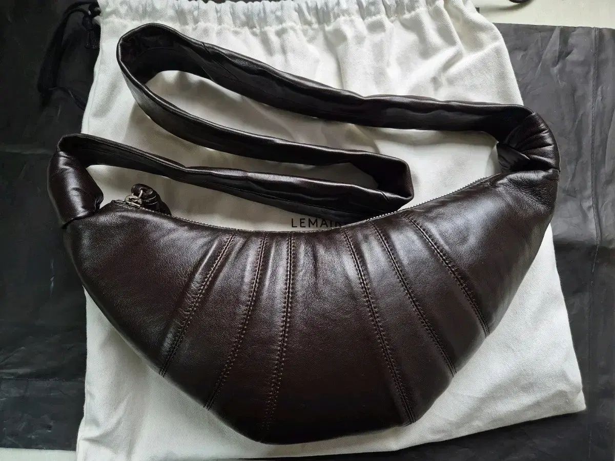 LEMAIRE ルメール クロワッサン バムバッグ ダークブラウン s