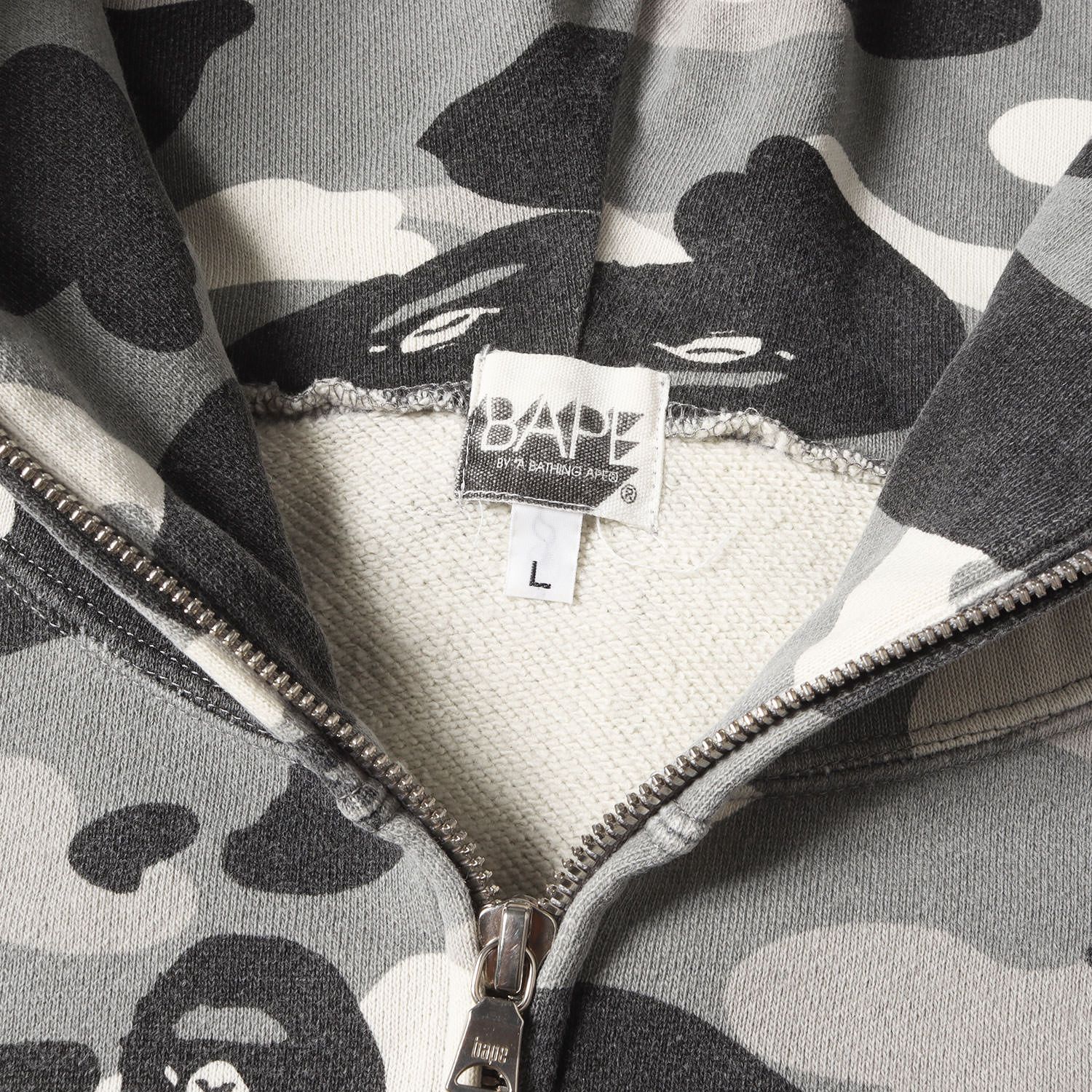 A BATHING APE ア ベイシング エイプ パーカー グレーカモ