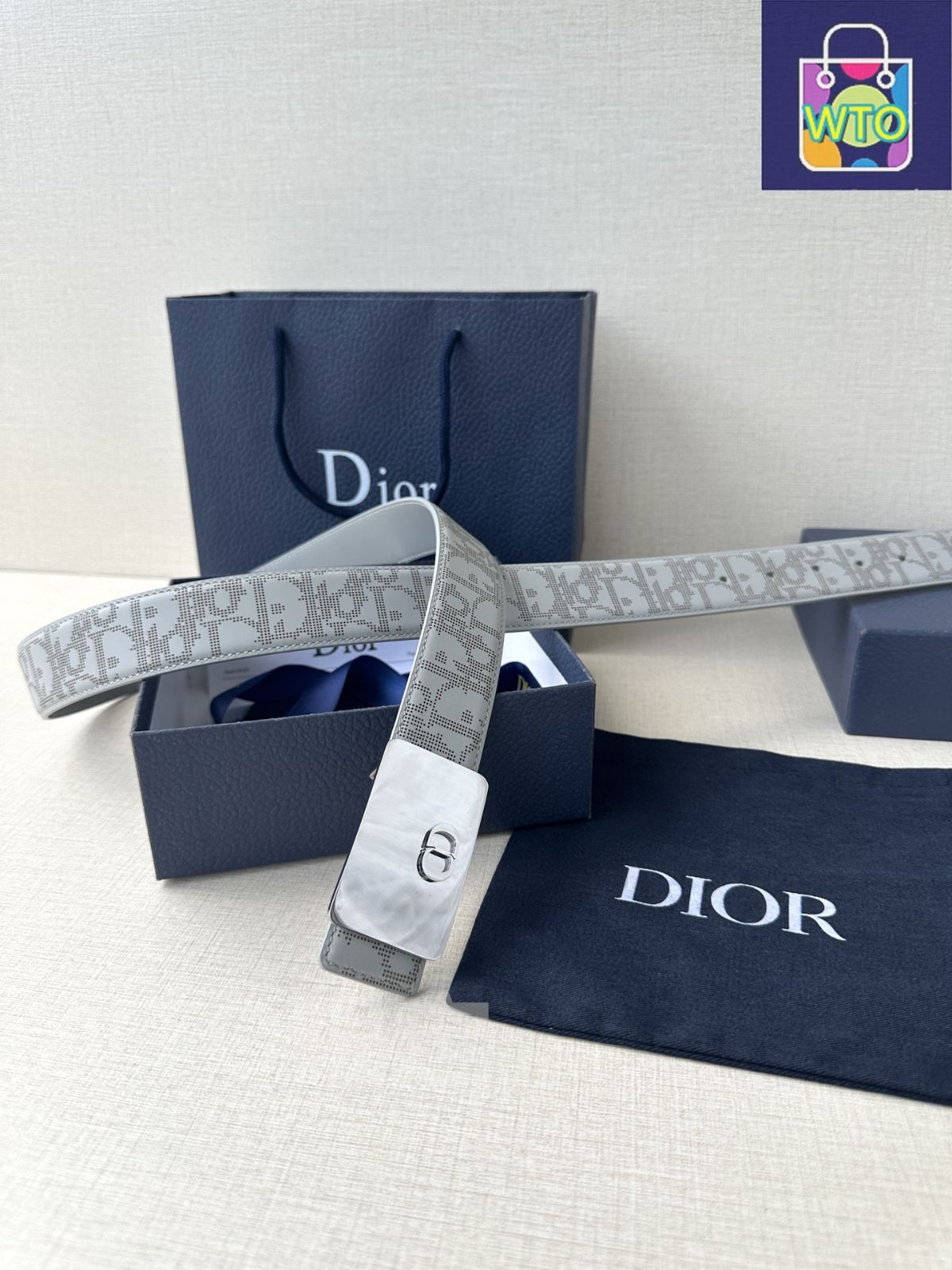 ✴︎送料込✴︎Christian Dior ディオール トロッター　ベルト　ネイビー ディオールトロッター ベルト ✴︎送料込✴︎Christian Dior