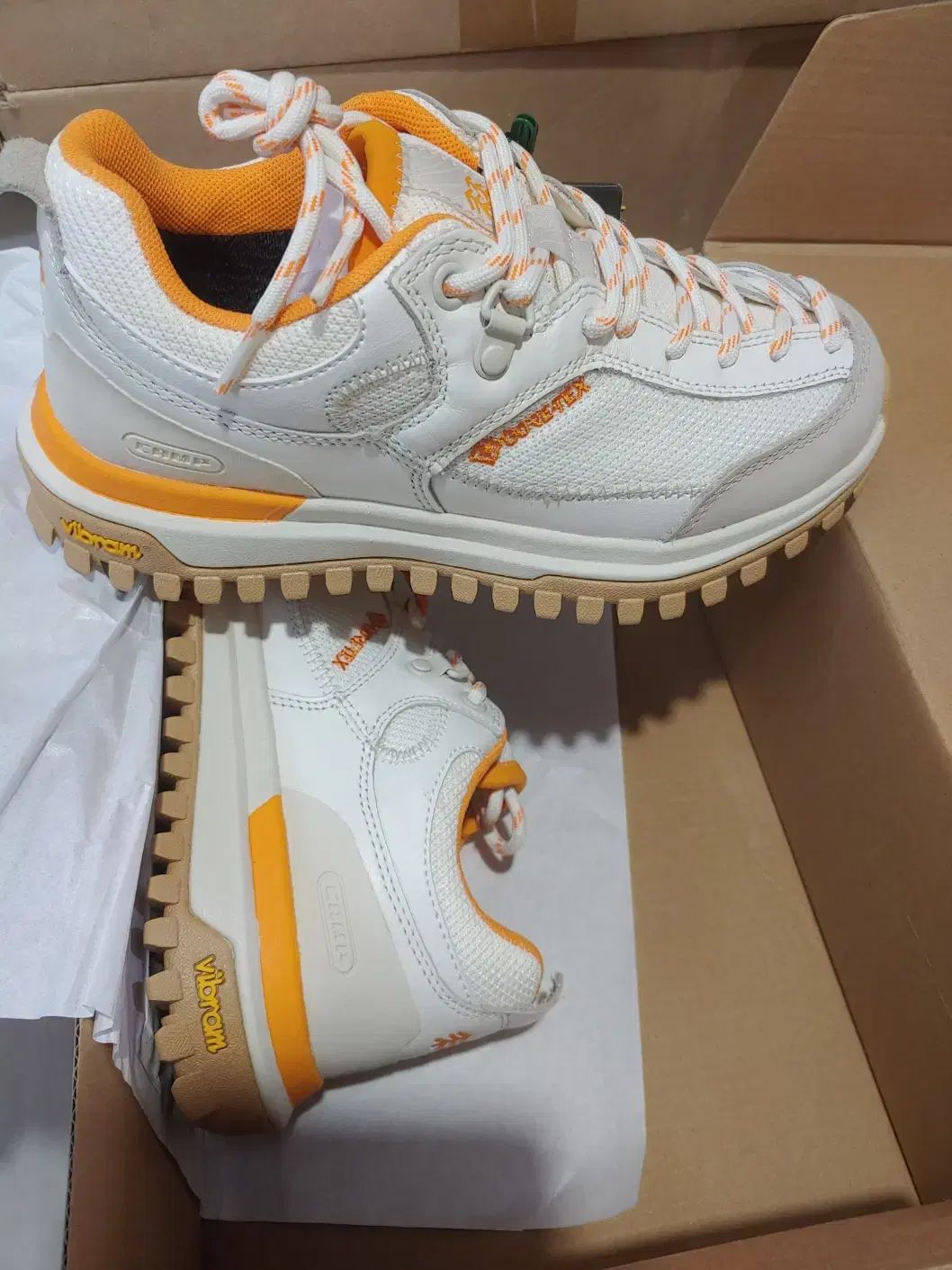 Kolon Sport コーロンスポーツ Vibram ビブラム 登山靴 トレッキングシューズ アクティベーション 230 ー 1