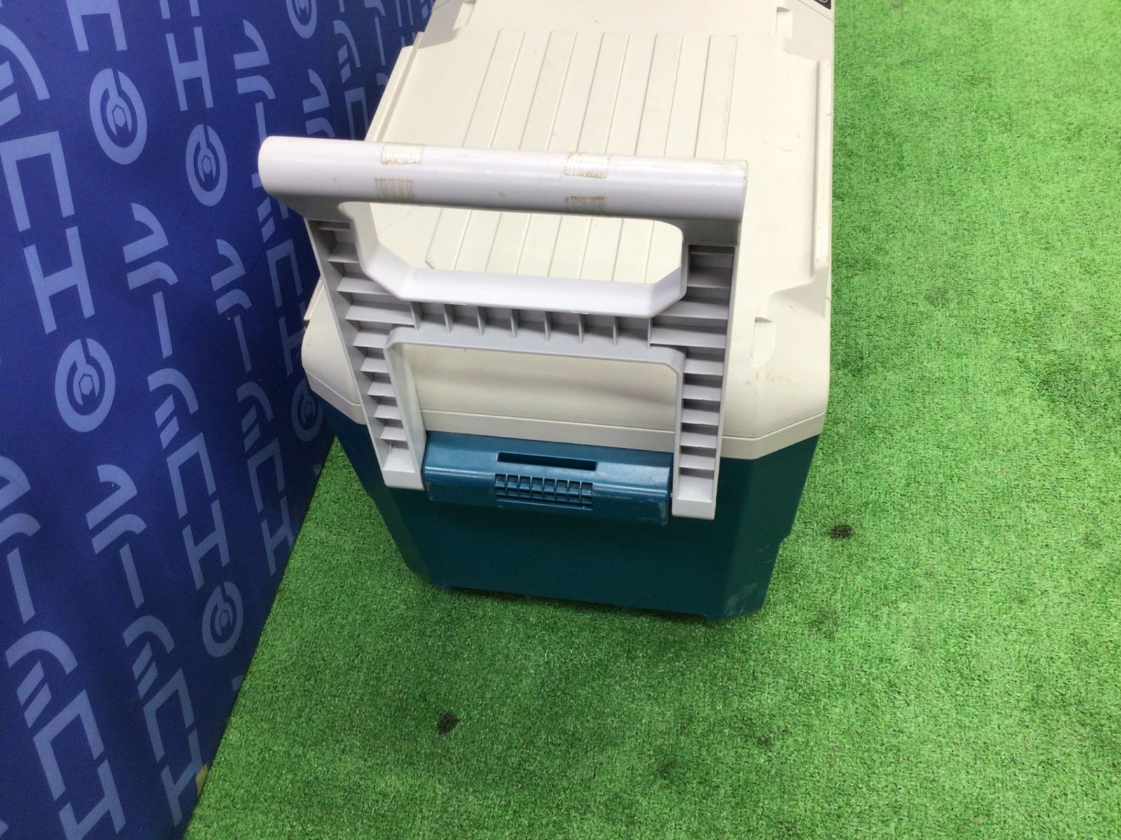 マキタ 充電式保冷温庫 CW180D マキタ 充電式保冷温庫 CW180D マキタ 