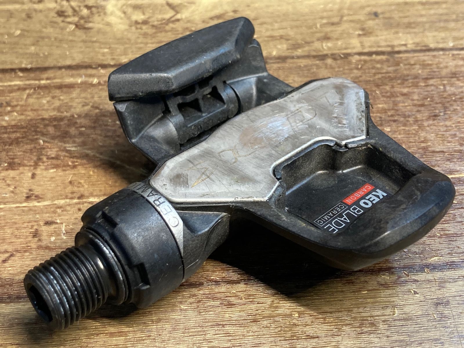 IE674 ルック LOOK ケオ KEO BLADE CARBON CERAMIC ビンディング