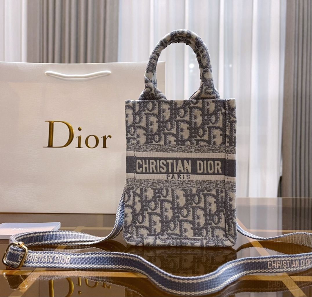 バッグ Christian Dior Christian Dior Weekender 40 Black Maxi Oblique