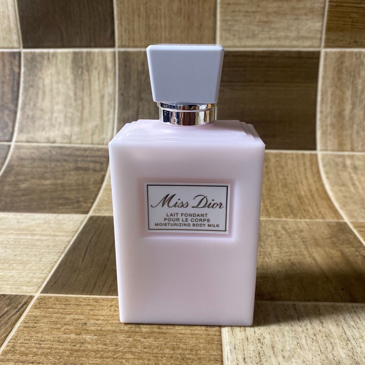 dior ミスディオール ボディミルク 200ml 新品未使用 楽天市場】ディオール ミスディオール ボディ ミルク 200ml