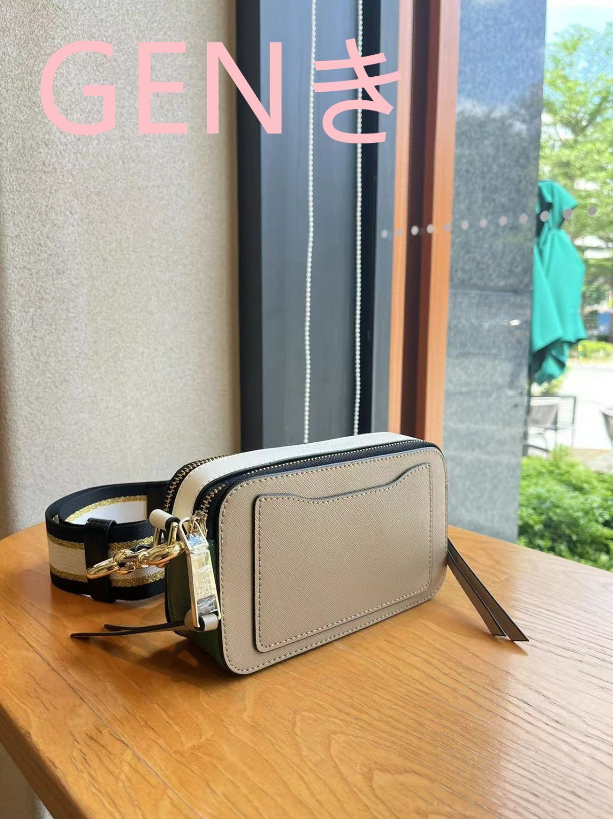 【人気商品・新品未使用】MARC JACOBSマーク ジェイコブスマークジェイコブス スナップショット カメラバッグショルダーバッグクロスボディバッグ R989