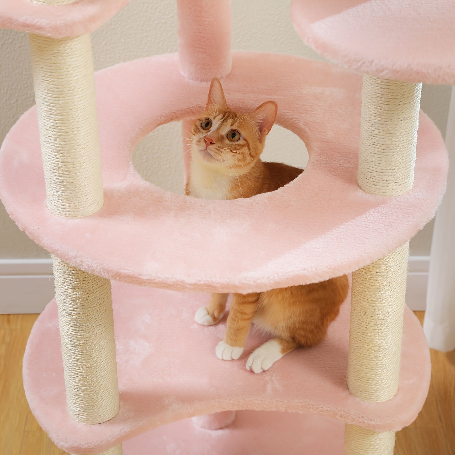 猫用クライミングタワー