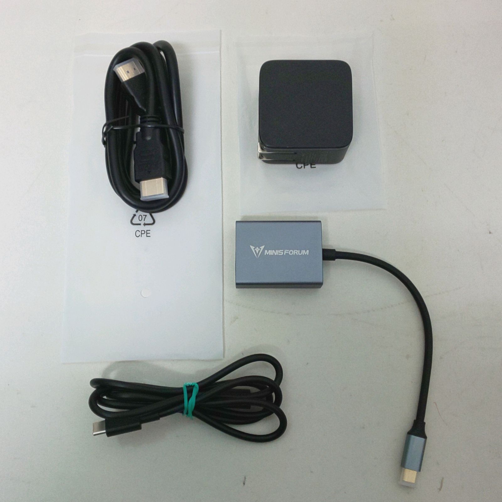 中古品】 MINISFORUM Mercury Series EM780 ミニPC 【浜館65-234 中古品】 MINISFORUM Mercury Series EM780 ミニPC 【浜館65-234