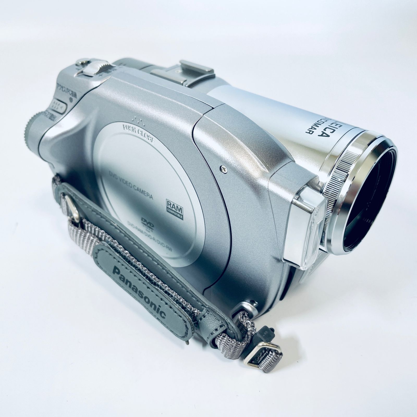Panasonicビデオ　VDR-D300  No.2 Panasonic VDR-D300 DVD camcorder at Crutchfield
