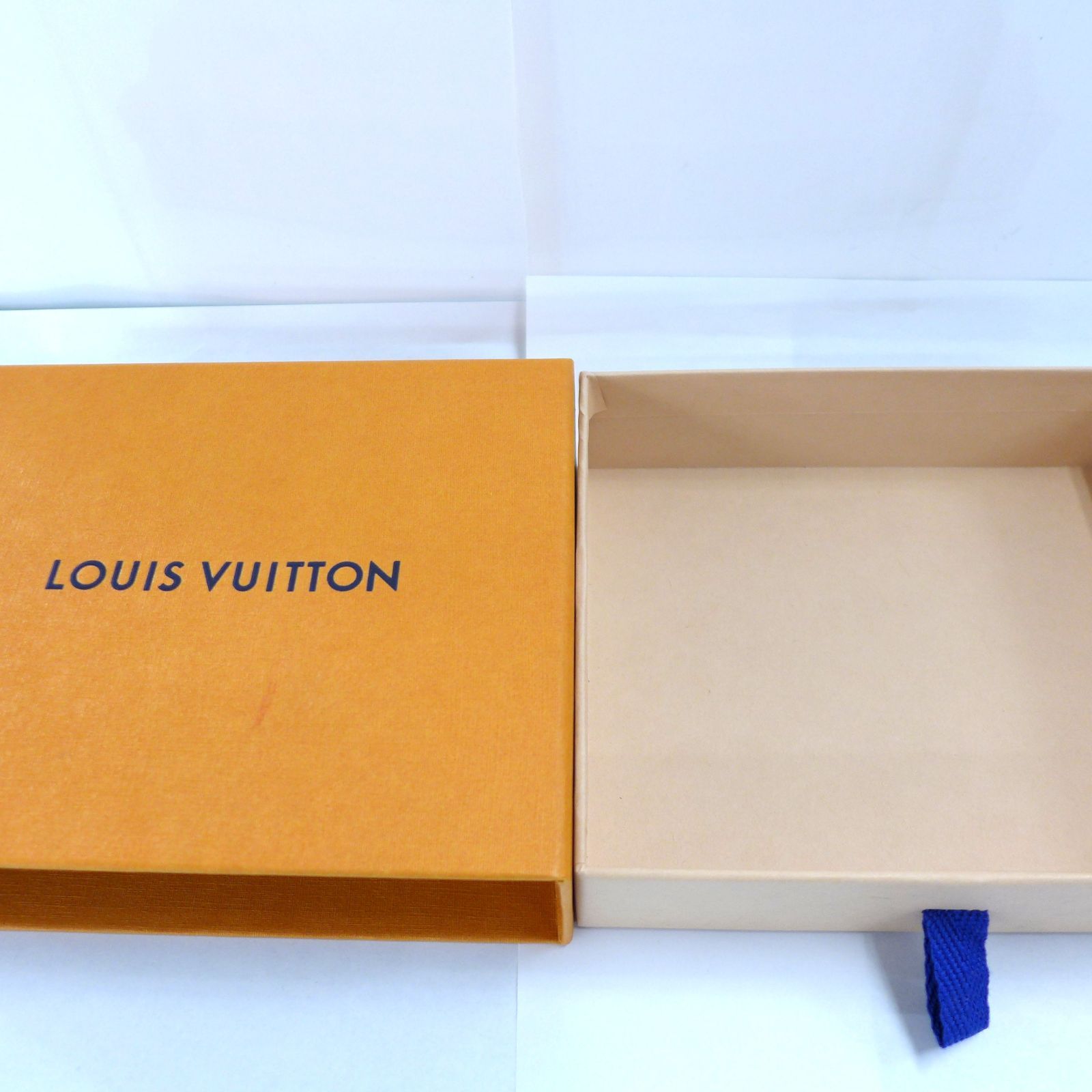 はな　ルイヴィトン　空箱　巾着 LOUIS VUITTON ルイヴィトン ボックス 空箱 / 巾着袋 4点セット