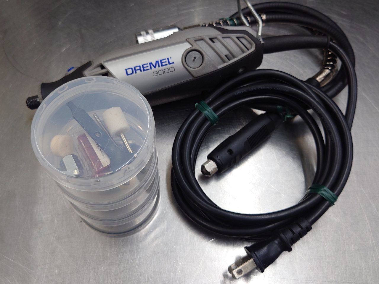 中古品 BOSCH 電動ルーター「ドレメル」 DREMEL3000 トリマー 囗T巛 