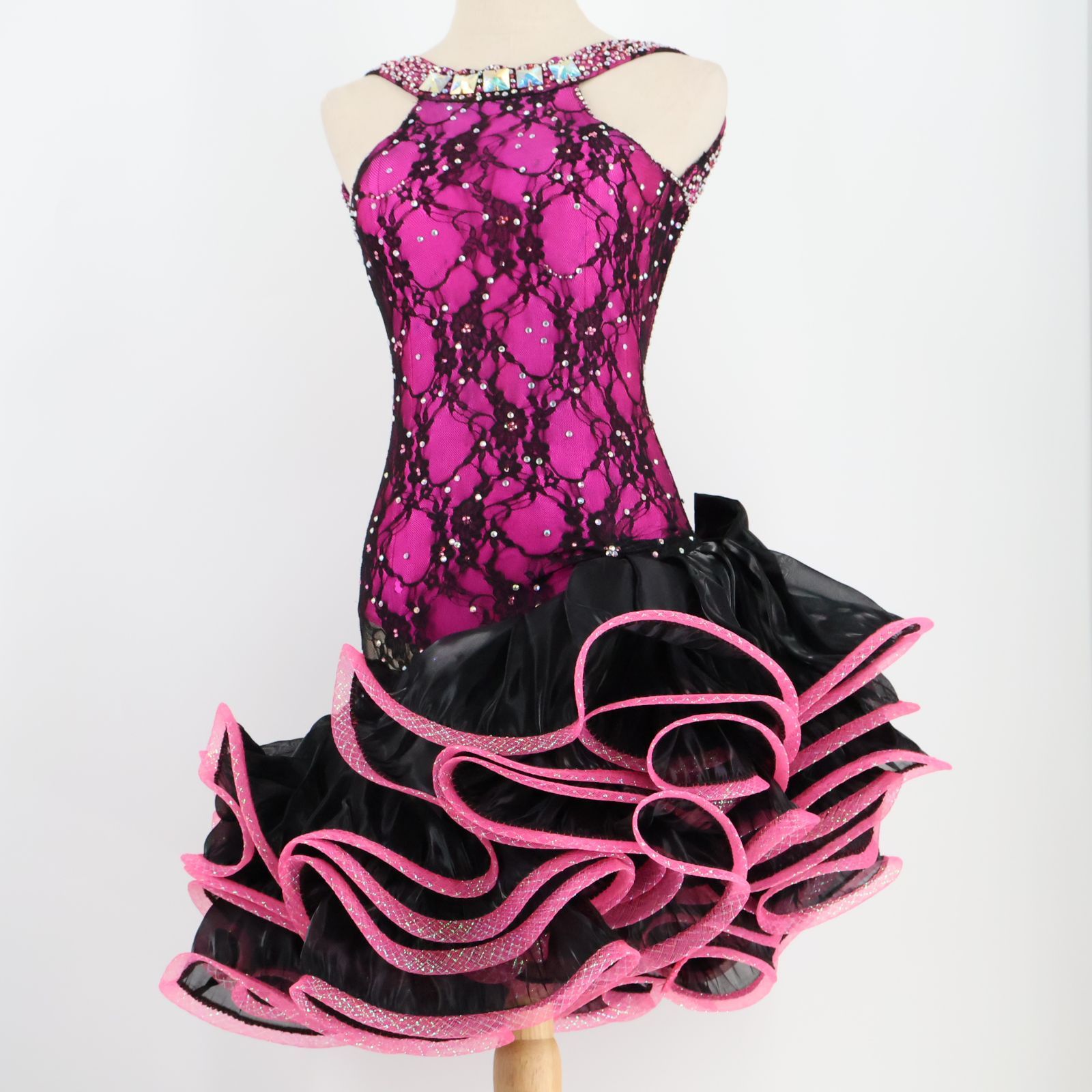 社交ダンス ラテンワンピース 美品 社交ダンス衣装】ピンク×豪華フリル