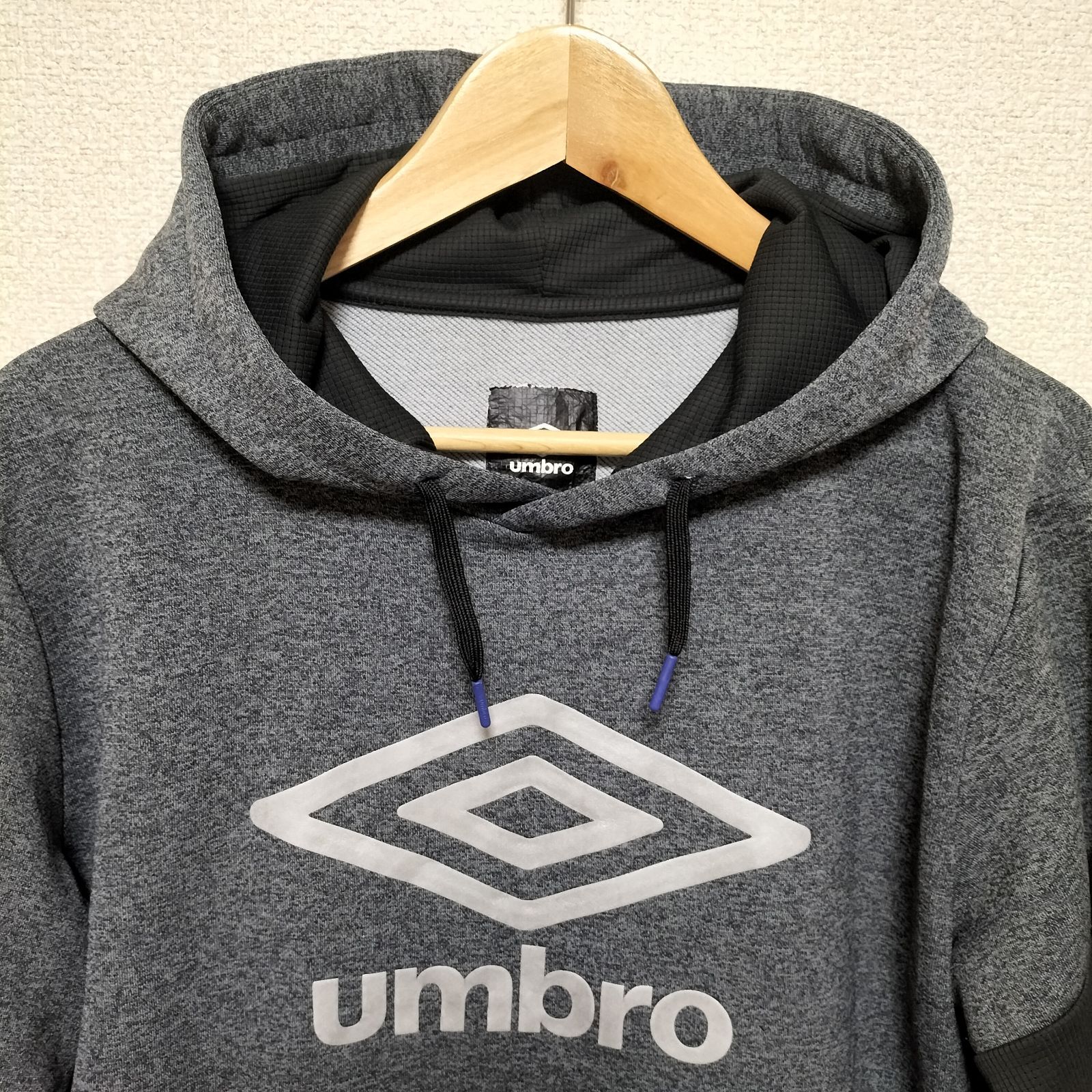 UMBRO アンブロ デカロゴ プリント プルオーバー スウェット パーカー