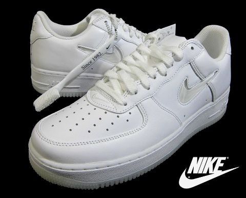 ※土064新品▼ ナイキ エア フォース 1 ロー レトロ 【 28.5㎝ 】 スニーカー シューズ NIKE AIR FORCE 1 LOW RETRO