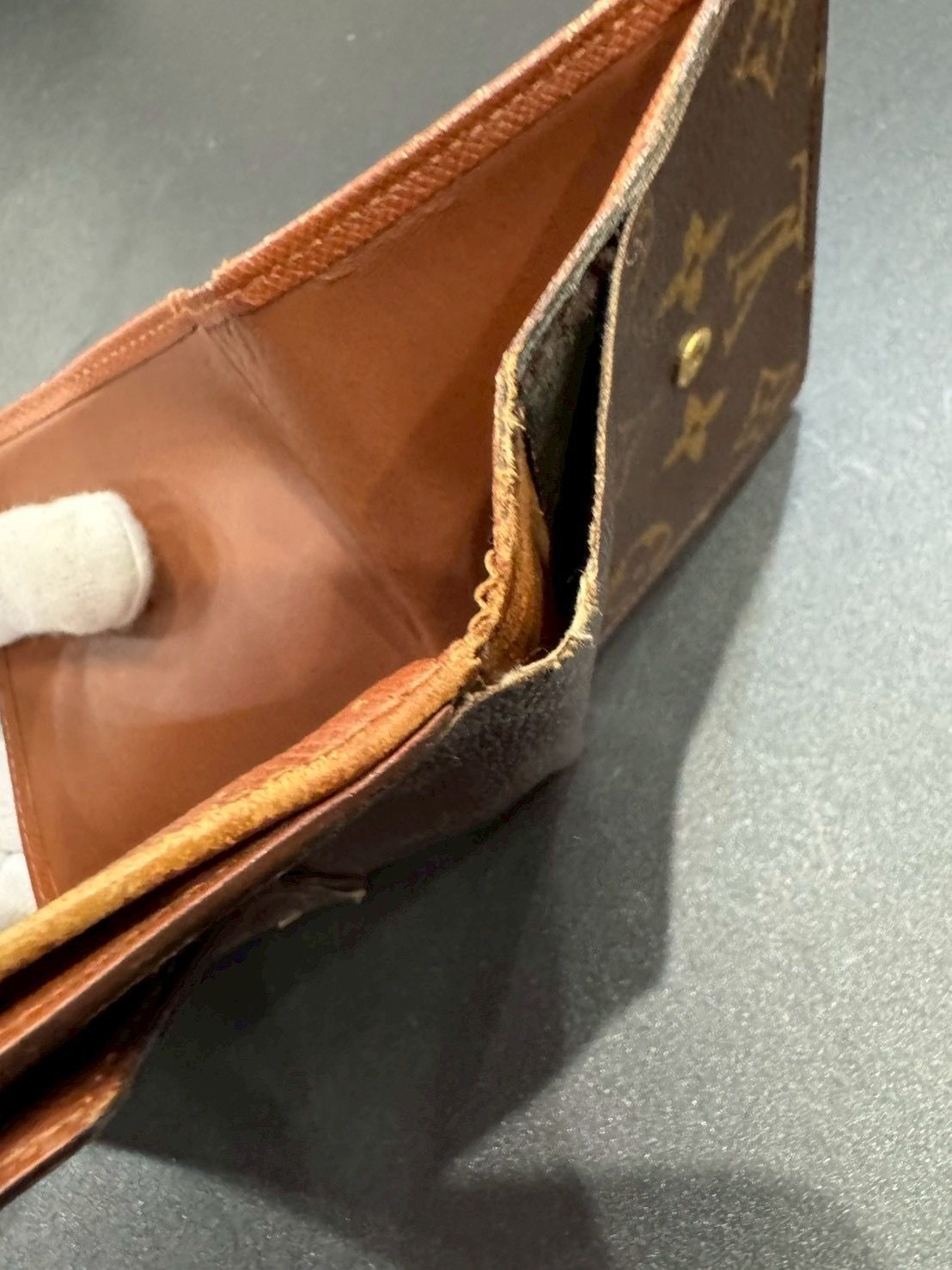 ポルトモネビエ