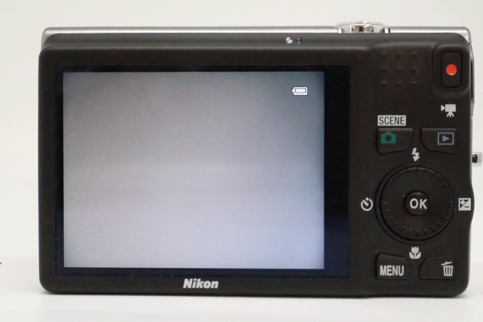 実用美品】NIKON ニコン COOLPIX S6200 シルバー コンパクトデジタル