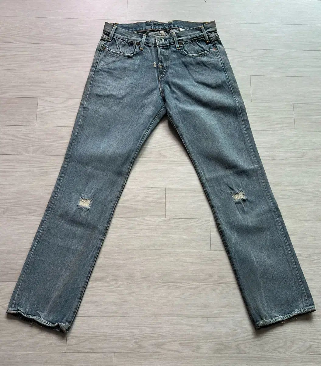 LEVIS RED Girls Destroyed Straight