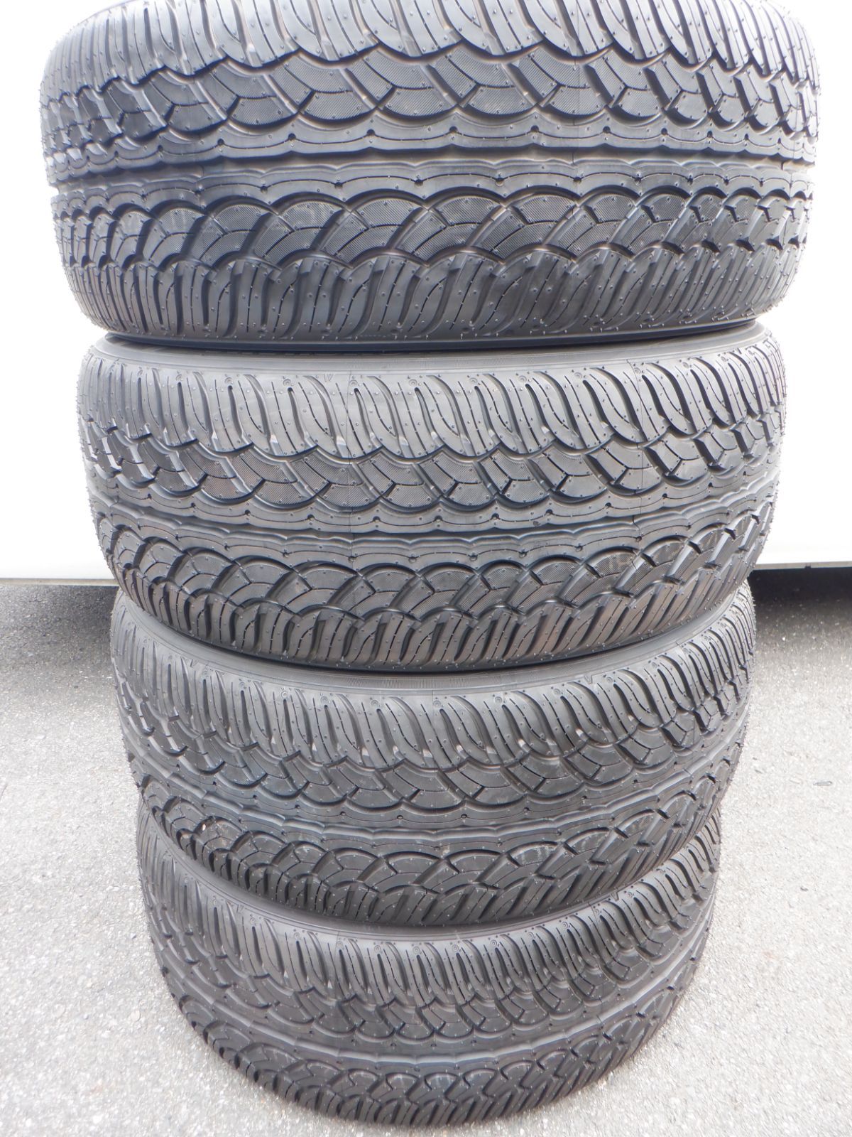 ♥品 245|45Ｒ20 ４本 ヨコハマ パラダ スペックX 2025年製 Ｖ９０ イヴォーグ アルファード ヴェルファイア ＢＭＷ Ｘ３などに