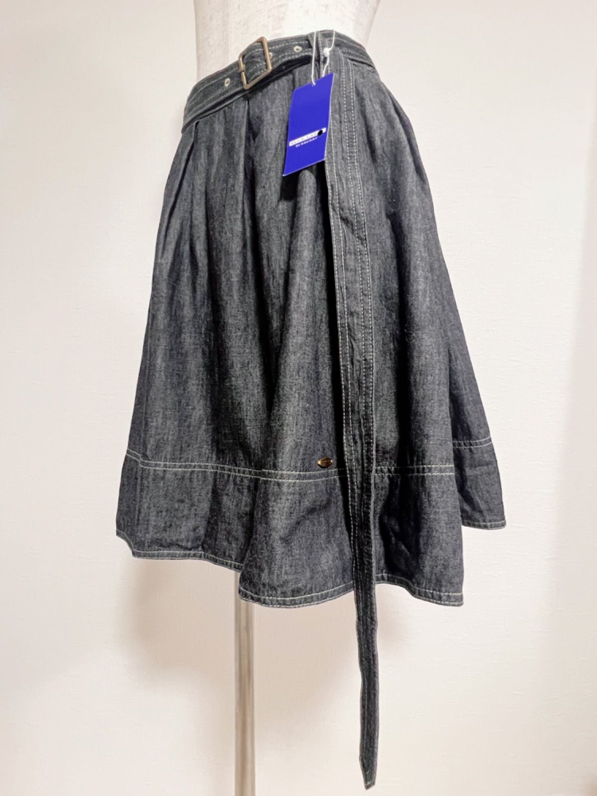 新品 BURBERRY BLUE LABEL バーバリーブルーレーベル デニム