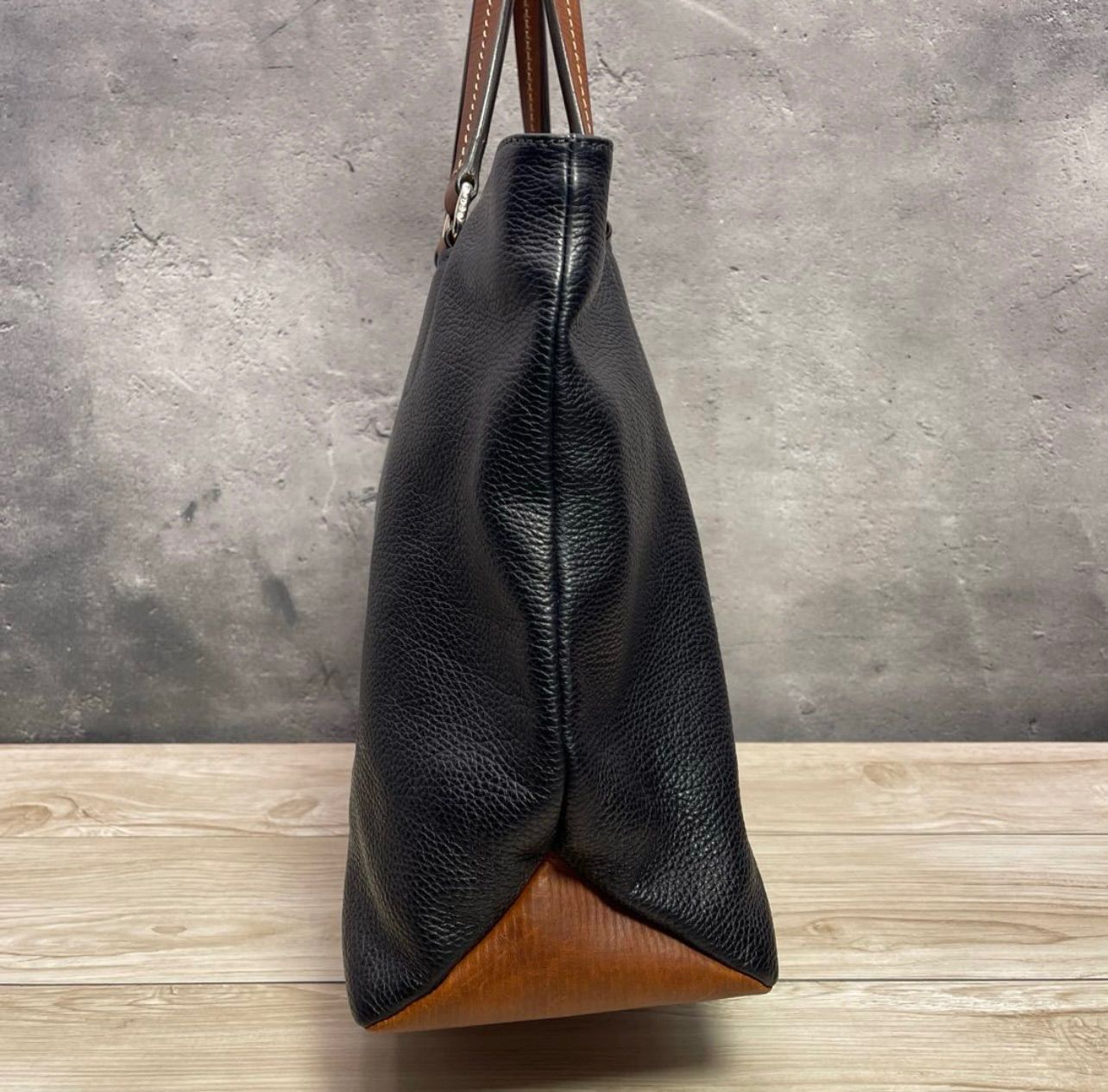 激安大特集。 Daniel-Bob ダニエルアンドボブ 本革トートバッグ 全部実物撮影しております