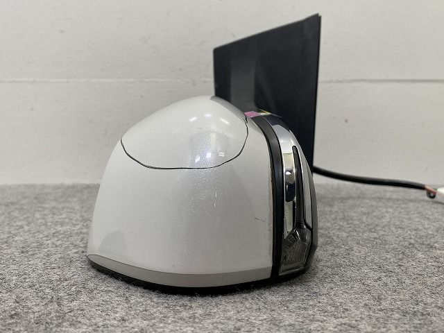 右 ドアミラー