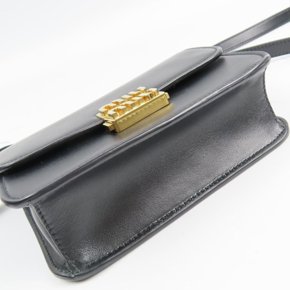 ロゴ金具 斜め掛けOK