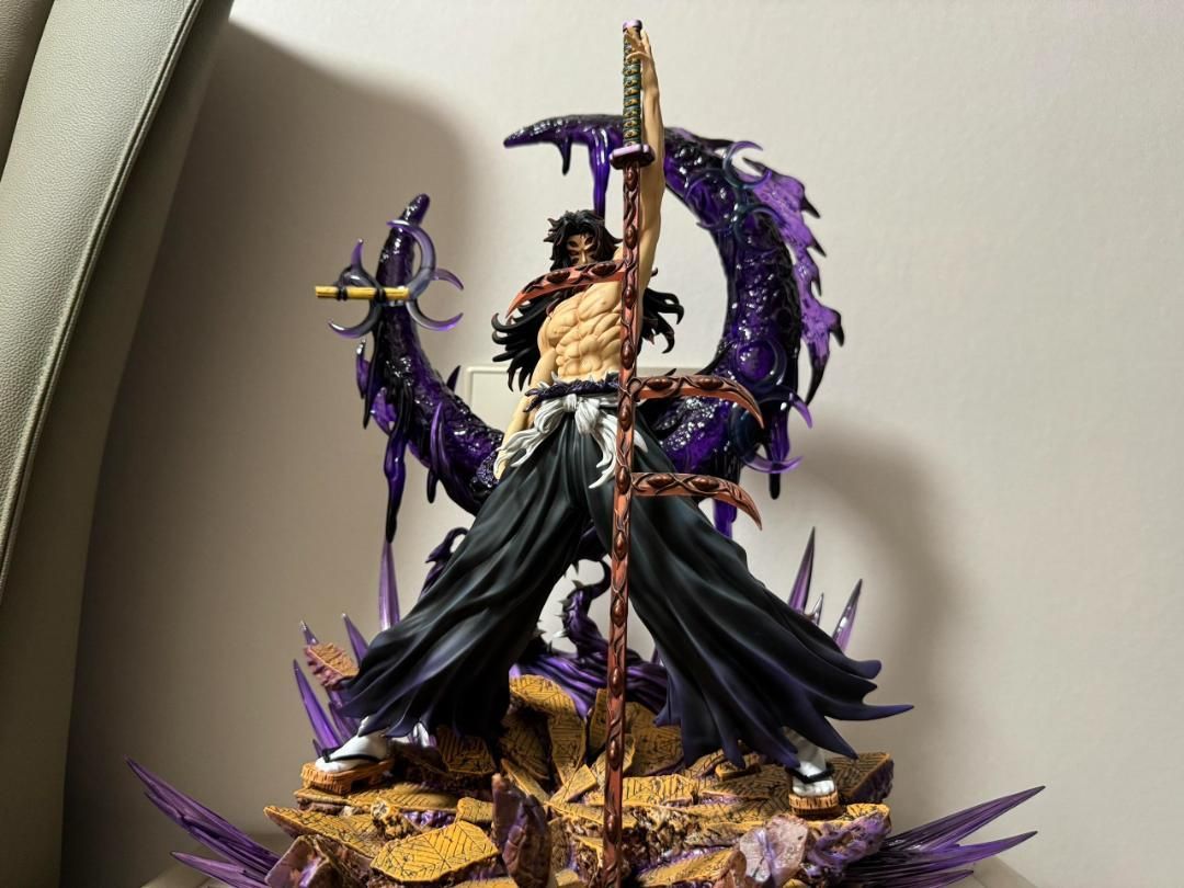 鬼滅の刃 鬼舞辻無惨 ガレージキットフィギュア 鬼滅の刃 鬼舞辻