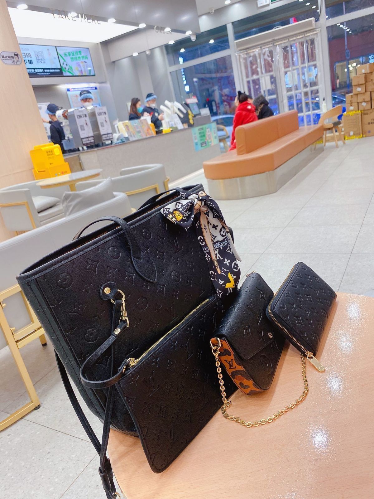 超美品 LOUIS VUITTON ルイヴィトン トートバッグ ショルダー