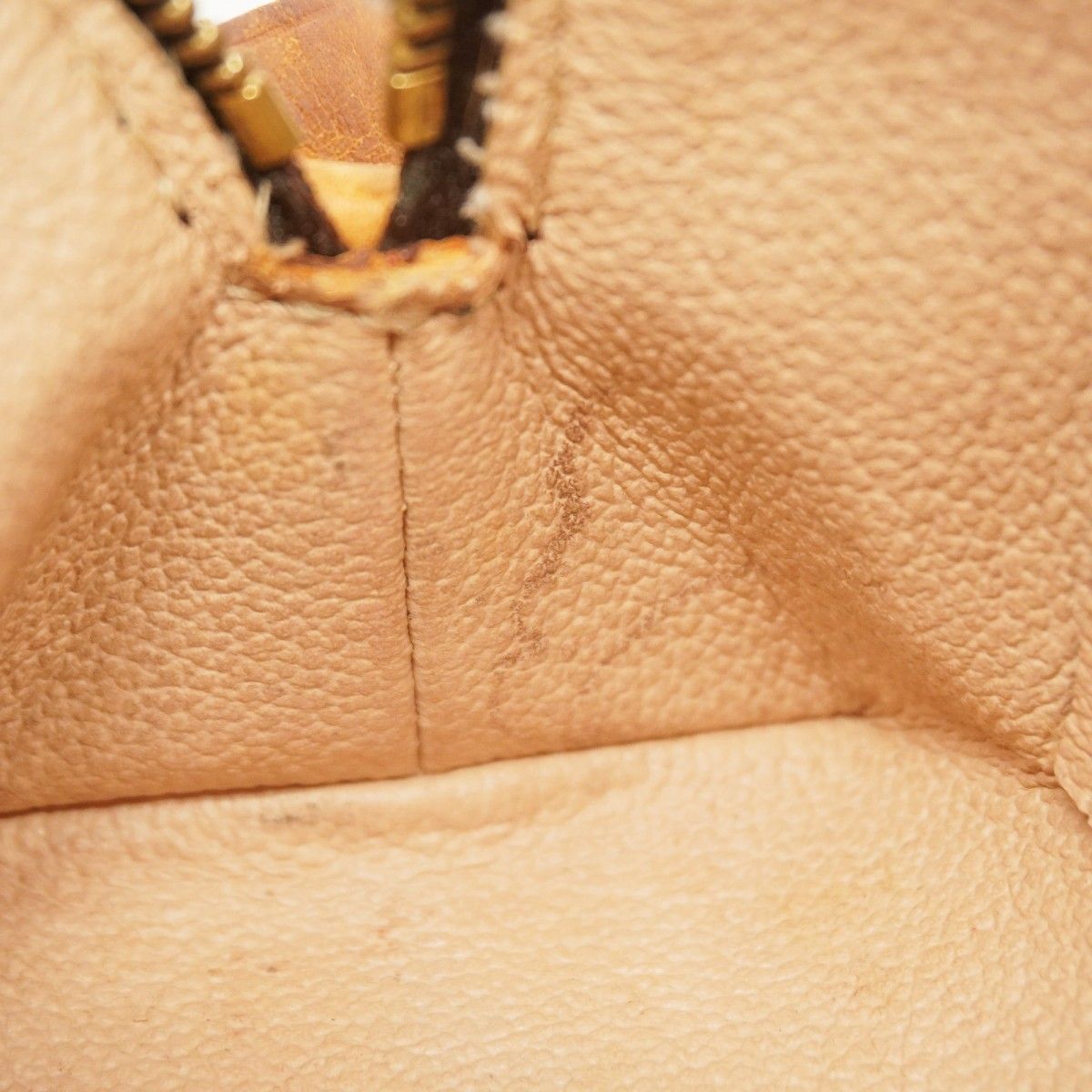 5ie5979-h ルイヴィトン