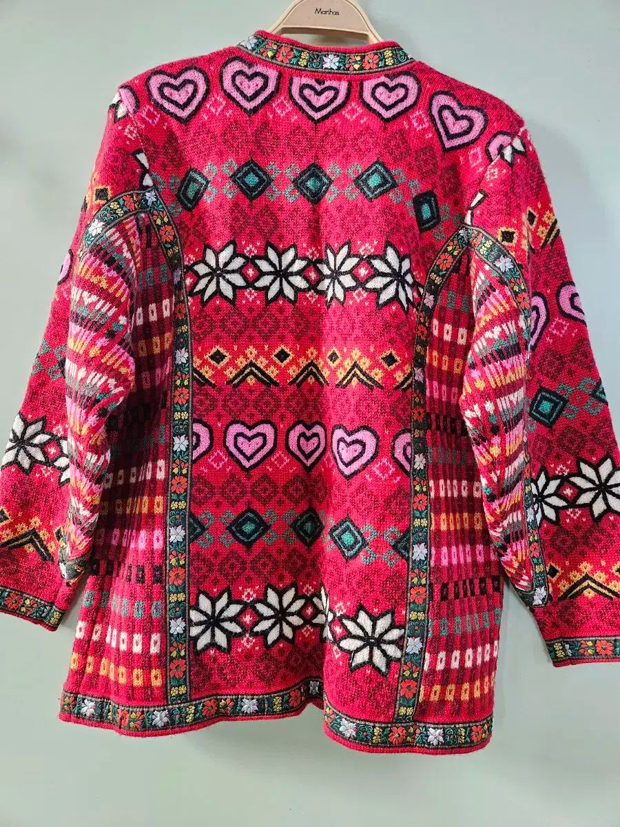 人気ブランドの新作も! vrikke ノルウェー ウール 100 % 冬用カーディガン