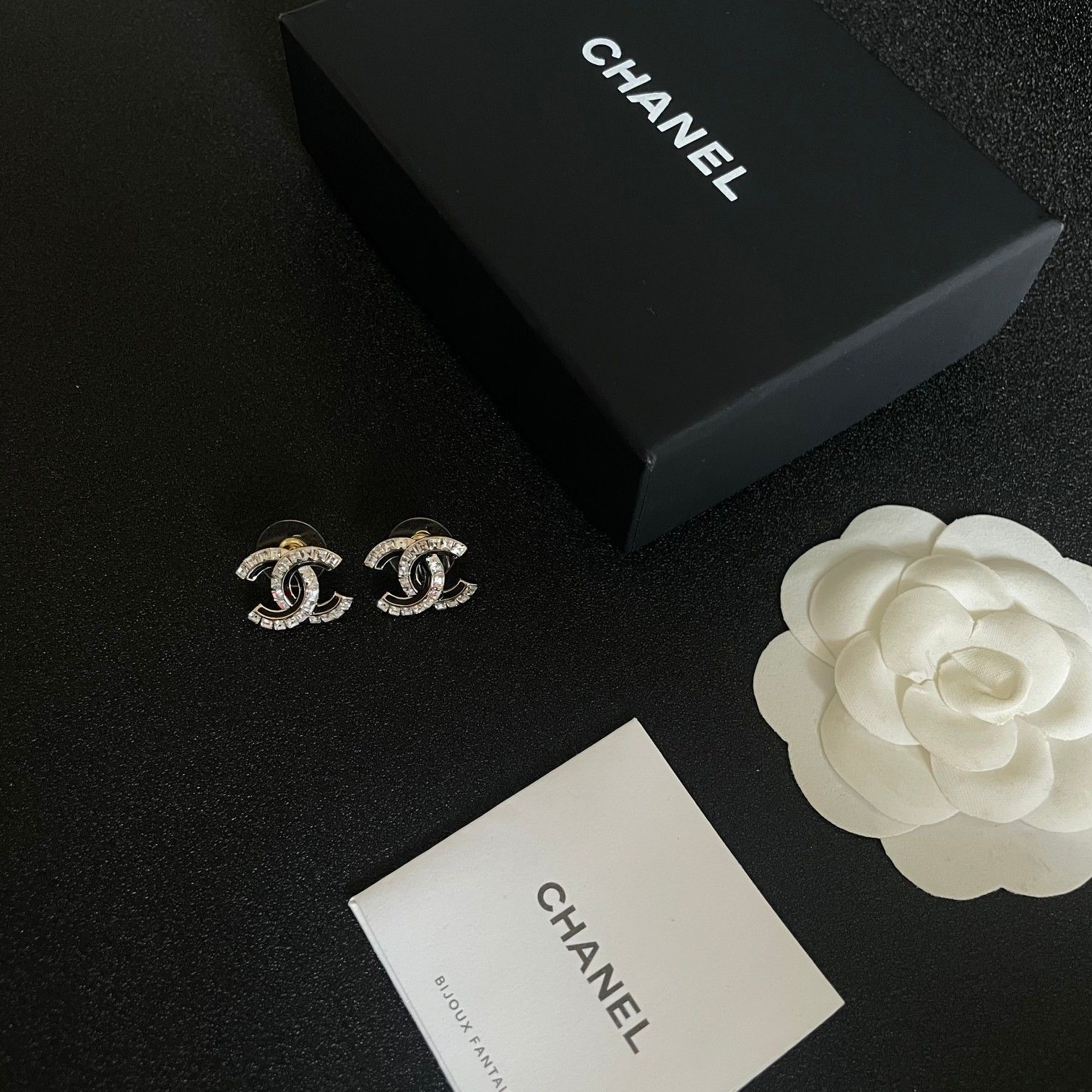 今日特価】CHANEL ヴィンテージ ピアス クラシックエレガント