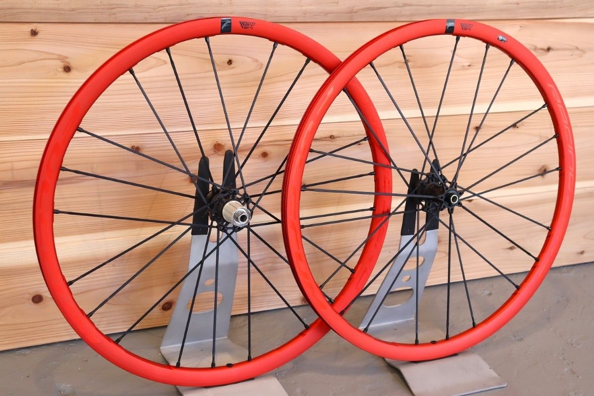 MAVIC 「マヴィック」 AKSIUM RACE カンパフリー ホイールセット