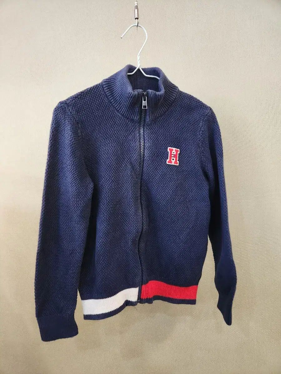 Tommy Hilfiger Kids(トミーヒルフィガーキッズ) 116 ニットカーディガン