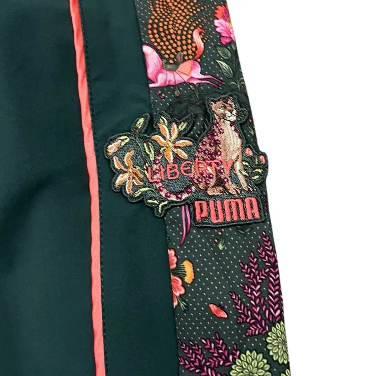 リバティ フローラル